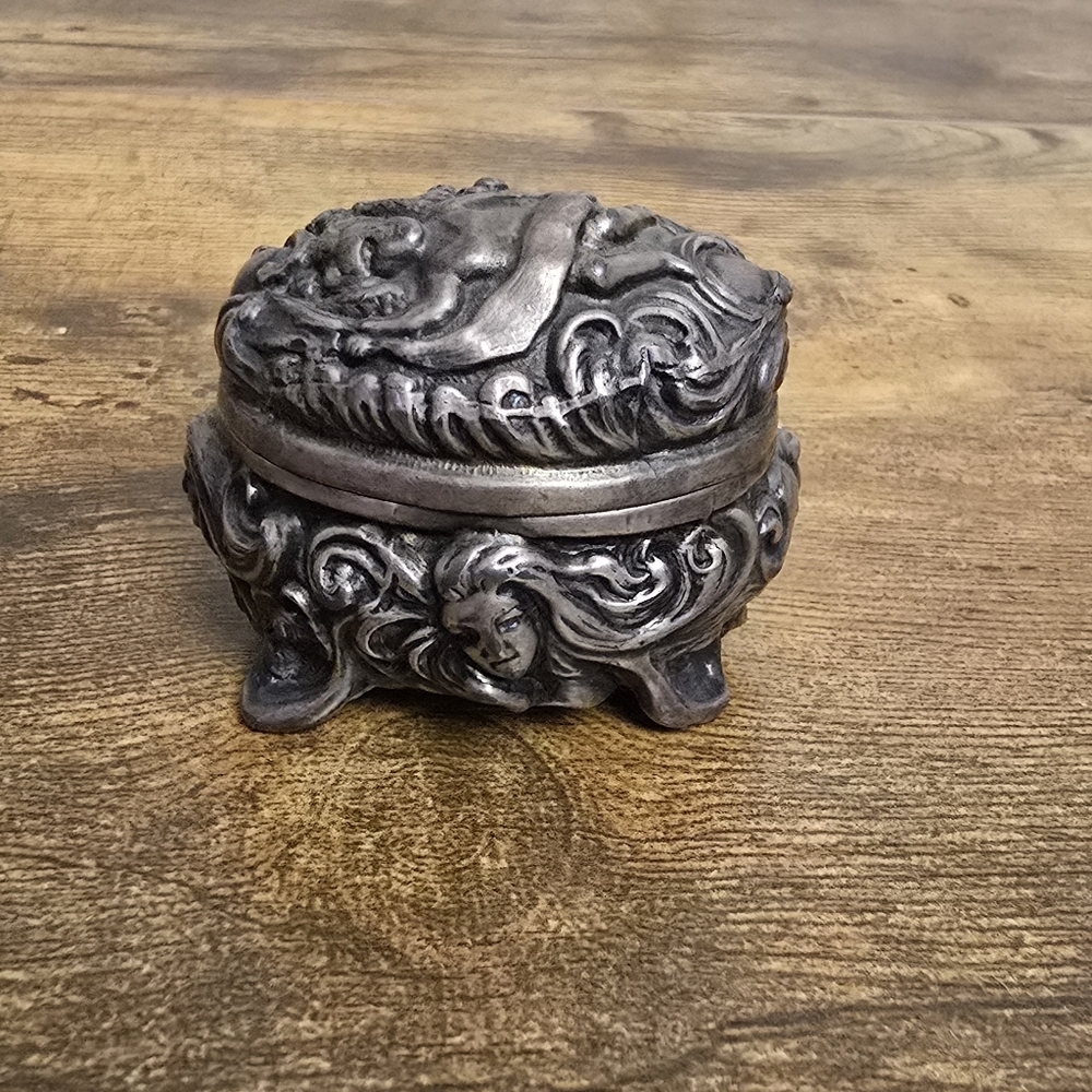 Silverplate trinket Box decorative